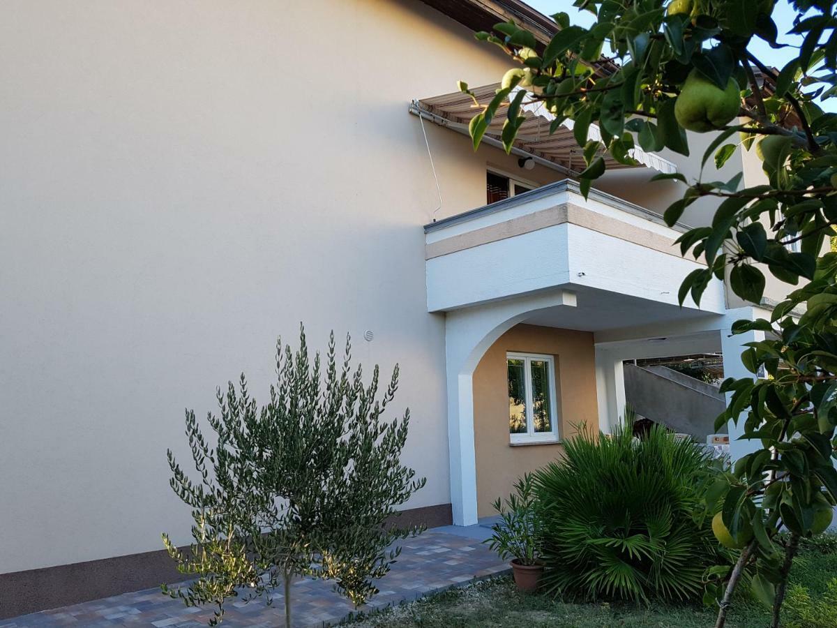 Apartments Olivera Supetarska Draga Exteriér fotografie